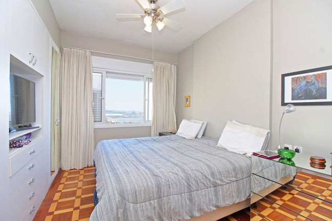 Imagem Apartamento com 3 Quartos à Venda, 140 m² em Centro Histórico - Porto Alegre Imagem Apartamento com 3 Quartos à Venda, 140 m² em Centro Histórico - Porto Alegre
