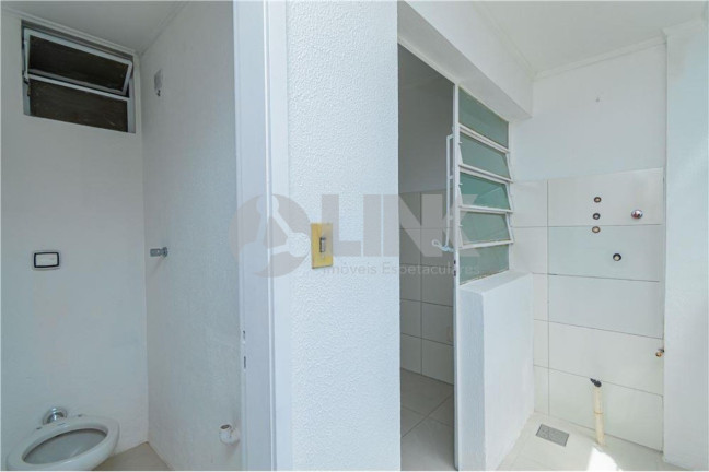 Imagem Apartamento com 2 Quartos à Venda, 74 m² em Passo Da Areia - Porto Alegre Imagem Apartamento com 2 Quartos à Venda, 74 m² em Passo Da Areia - Porto Alegre