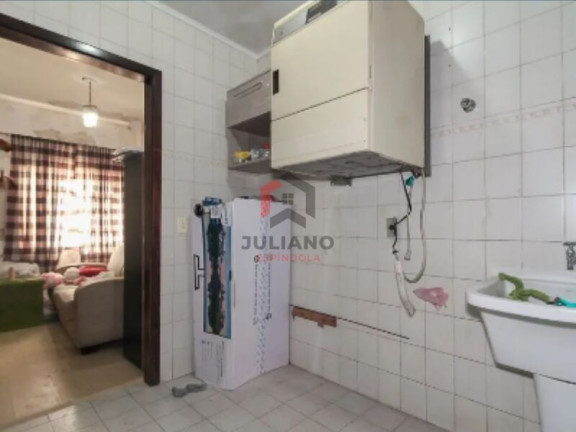 Imagem Casa com 4 Quartos à Venda, 251 m² em Chácara Das Pedras - Porto Alegre Imagem Casa com 4 Quartos à Venda, 251 m² em Chácara Das Pedras - Porto Alegre