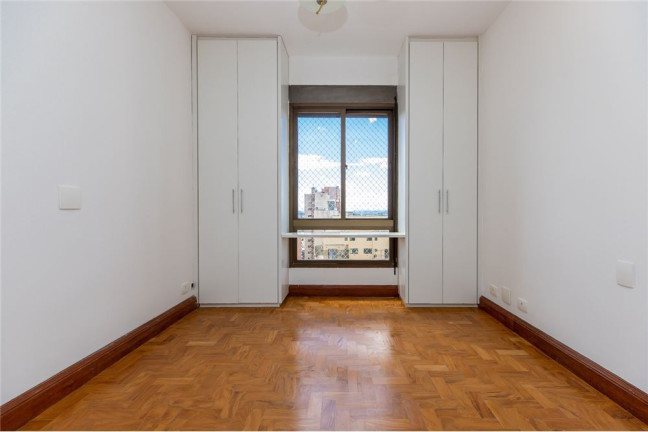 Imagem Imóvel com 4 Quartos à Venda, em Vila Andrade - São Paulo Imagem Imóvel com 4 Quartos à Venda, em Vila Andrade - São Paulo