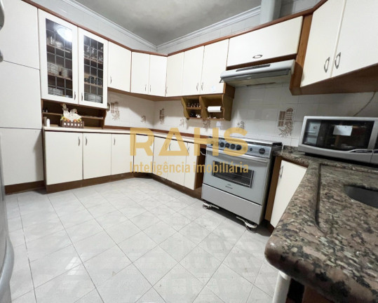 Imagem Casa com 4 Quartos à Venda, 405 m² em Bom Retiro - Joinville Imagem Casa com 4 Quartos à Venda, 405 m² em Bom Retiro - Joinville