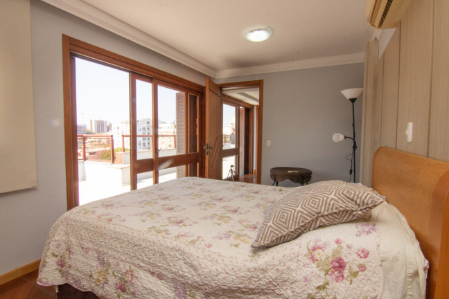 Imagem Cobertura com 3 Quartos à Venda, 164 m² em Rio Branco - Porto Alegre Imagem Cobertura com 3 Quartos à Venda, 164 m² em Rio Branco - Porto Alegre
