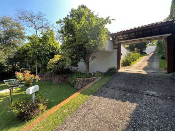 Imagem Casa com 5 Quartos à Venda, em Algarve - Cotia Imagem Casa com 5 Quartos à Venda, em Algarve - Cotia
