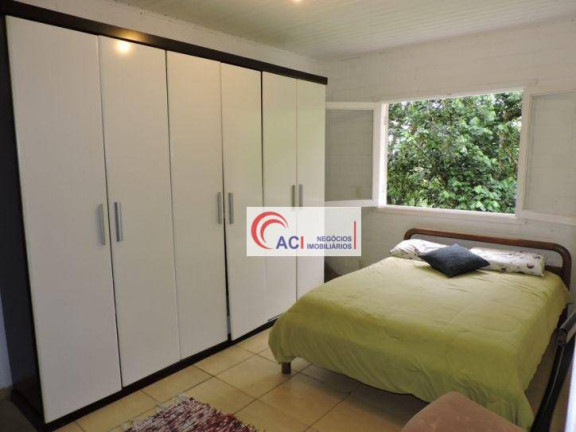 Imagem Casa com 4 Quartos à Venda, 205 m² em Granja Viana - Embu Das Artes Imagem Casa com 4 Quartos à Venda, 205 m² em Granja Viana - Embu Das Artes