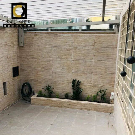 Imagem Casa com 3 Quartos à Venda, 110 m² em Encruzilhada - Santos Imagem Casa com 3 Quartos à Venda, 110 m² em Encruzilhada - Santos