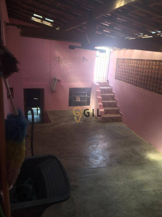 Imagem Casa com 3 Quartos à Venda, 263 m² em Jardim Pitoresco - Jacareí Imagem Casa com 3 Quartos à Venda, 263 m² em Jardim Pitoresco - Jacareí