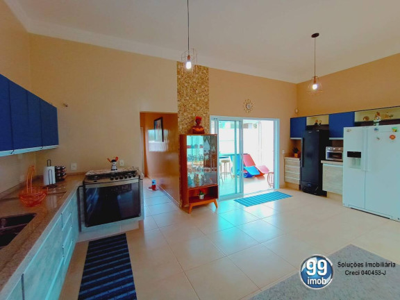 Imagem Casa com 3 Quartos à Venda, 1.350 m² em Ninho Verde Ii - Pardinho Imagem Casa com 3 Quartos à Venda, 1.350 m² em Ninho Verde Ii - Pardinho