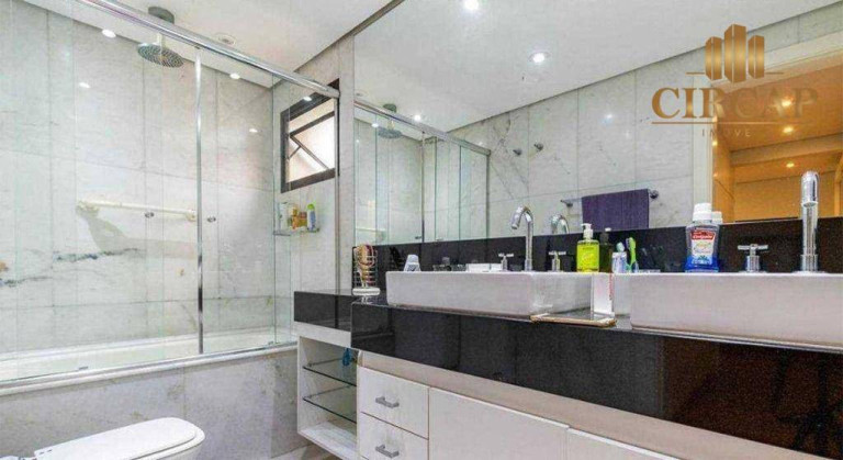 Imagem Apartamento com 3 Quartos à Venda, 246 m² em Itaim - São Paulo Imagem Apartamento com 3 Quartos à Venda, 246 m² em Itaim - São Paulo