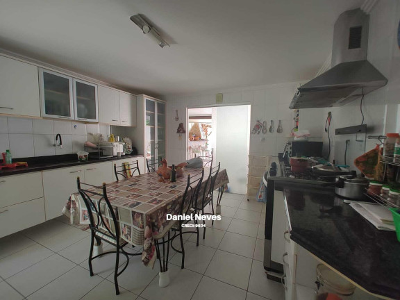 Imagem Casa com 5 Quartos à Venda, 320 m² em Vilas Do Atlântico - Lauro De Freitas Imagem Casa com 5 Quartos à Venda, 320 m² em Vilas Do Atlântico - Lauro De Freitas