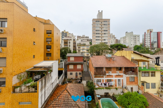 Imagem Imóvel com 3 Quartos à Venda, 65 m² em Petrópolis - Porto Alegre