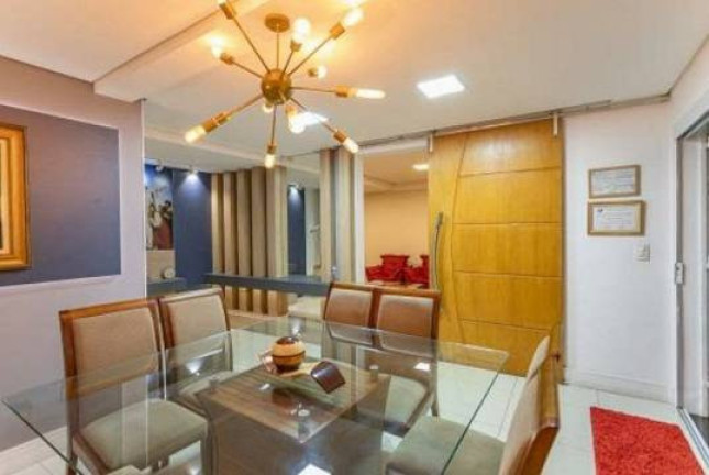 Imagem Casa com 4 Quartos à Venda, 197 m² em Bom Retiro - São Paulo