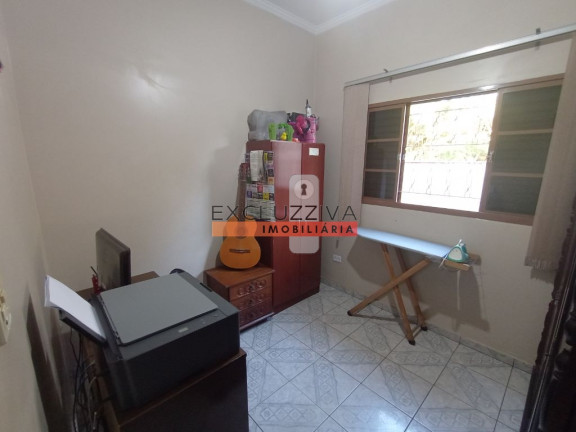 Imagem Casa com 3 Quartos à Venda, 200 m² em Conjunto Moacyr De Alvarenga Peixoto - Taubaté Imagem Casa com 3 Quartos à Venda, 200 m² em Conjunto Moacyr De Alvarenga Peixoto - Taubaté