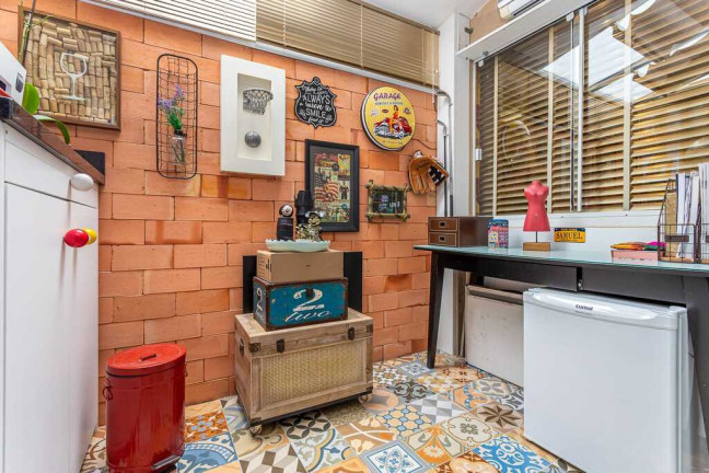 Imagem Casa com 2 Quartos à Venda, em Sarandi - Porto Alegre Imagem Casa com 2 Quartos à Venda, em Sarandi - Porto Alegre
