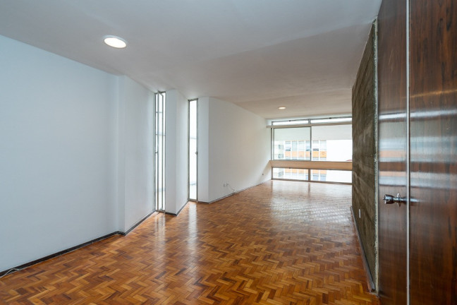 Imagem Apartamento com 3 Quartos à Venda, 200 m² em Cerqueira César - São Paulo