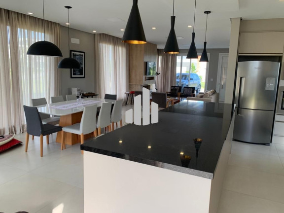 Imagem Casa de Condomínio com 4 Quartos à Venda, 320 m² em Guarita - Torres Imagem Casa de Condomínio com 4 Quartos à Venda, 320 m² em Guarita - Torres