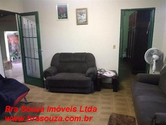 Imagem Casa com 3 Quartos à Venda, 120 m² em Jardim Brasil - Botucatu Imagem Casa com 3 Quartos à Venda, 120 m² em Jardim Brasil - Botucatu