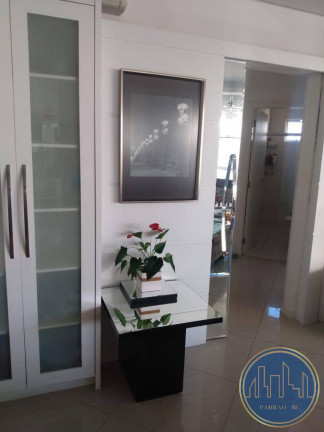 Imagem Apartamento com 3 Quartos para Temporada, 130 m² em Centro - Balneário Camboriú