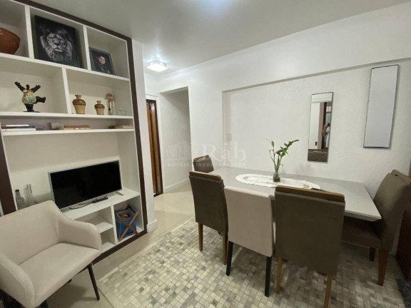 Imagem Apartamento com 2 Quartos à Venda, 70 m² em Pioneiros - Balneário Camboriú