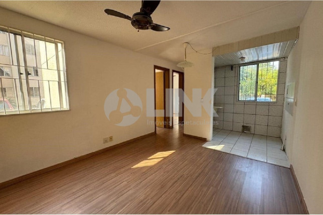 Apartamento com 2 Quartos à Venda, 38 m² em Jardim Leopoldina - Porto Alegre