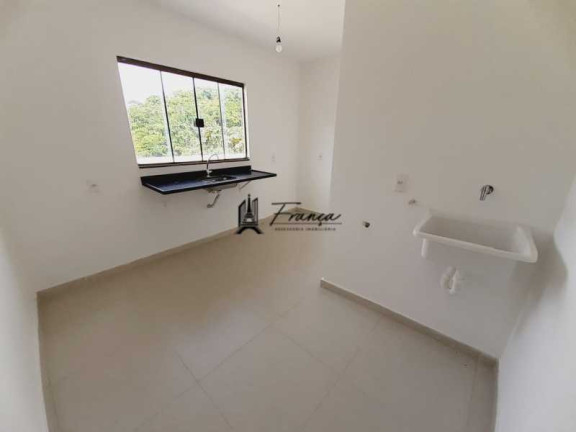 Imagem Apartamento com 5 Quartos à Venda, 130 m² em Maria Paula - São Gonçalo