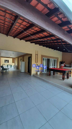 Imagem Sobrado com 5 Quartos à Venda ou Locação, 320 m² em Parque Jequitiba - Itanhaém Imagem Sobrado com 5 Quartos à Venda ou Locação, 320 m² em Parque Jequitiba - Itanhaém