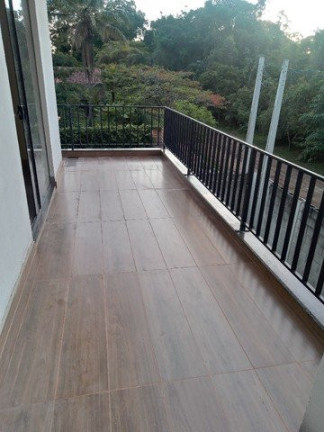 Imagem Casa com 3 Quartos à Venda, 189 m² em Guaratinguetá