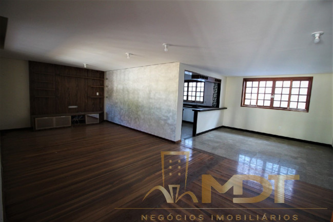 Imagem Casa com 3 Quartos à Venda, 260 m² em Braúnas - Belo Horizonte Imagem Casa com 3 Quartos à Venda, 260 m² em Braúnas - Belo Horizonte