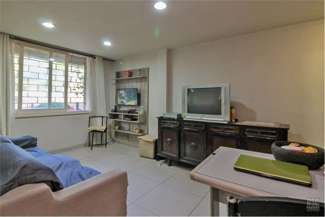 Imagem Imóvel com 1 Quarto à Venda, em Cavalhada - Porto Alegre Imagem Imóvel com 1 Quarto à Venda, em Cavalhada - Porto Alegre