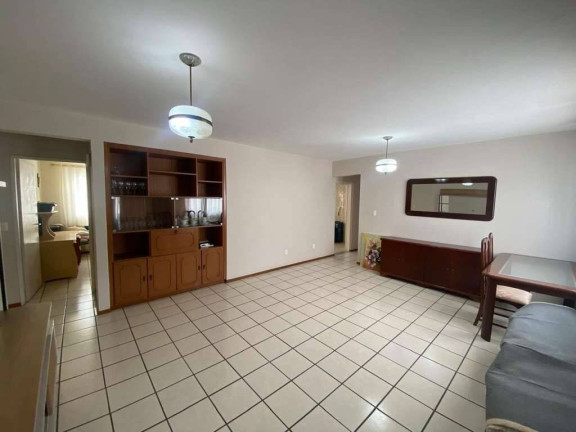 Imagem Apartamento com 3 Quartos à Venda, 122 m² em Centro - Florianópolis Imagem Apartamento com 3 Quartos à Venda, 122 m² em Centro - Florianópolis