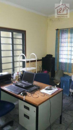 Imagem Sobrado com 4 Quartos à Venda, 300 m² em Parque Industrial - São José Dos Campos Imagem Sobrado com 4 Quartos à Venda, 300 m² em Parque Industrial - São José Dos Campos