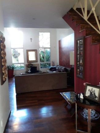 Imagem Casa com 5 Quartos à Venda, 350 m² em Santo Amaro - São Paulo Imagem Casa com 5 Quartos à Venda, 350 m² em Santo Amaro - São Paulo