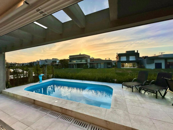 Imagem Casa com 3 Quartos à Venda, 188 m² em Novo Louro - Capao Da Canoa Imagem Casa com 3 Quartos à Venda, 188 m² em Novo Louro - Capao Da Canoa