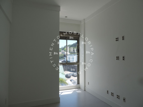 Imagem Cobertura com 3 Quartos à Venda, 213 m² em Jurerê - Florianópolis Imagem Cobertura com 3 Quartos à Venda, 213 m² em Jurerê - Florianópolis