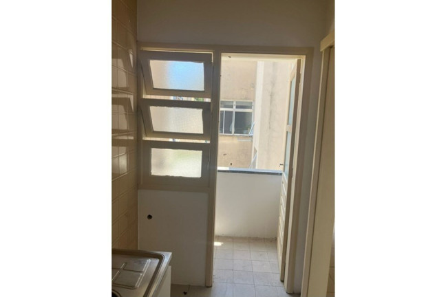 Imagem Cobertura com 1 Quarto à Venda, 68 m² em Centro Histórico - Porto Alegre Imagem Cobertura com 1 Quarto à Venda, 68 m² em Centro Histórico - Porto Alegre