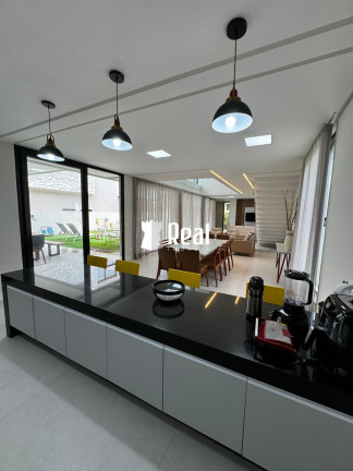 Imagem Casa com 5 Quartos à Venda, 360 m² em Guarajuba (monte Gordo) - Camaçari