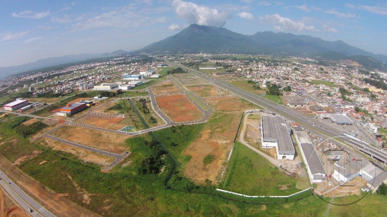 Imagem Terreno à Venda, 765 m² em Barra Do Aririú - Palhoça