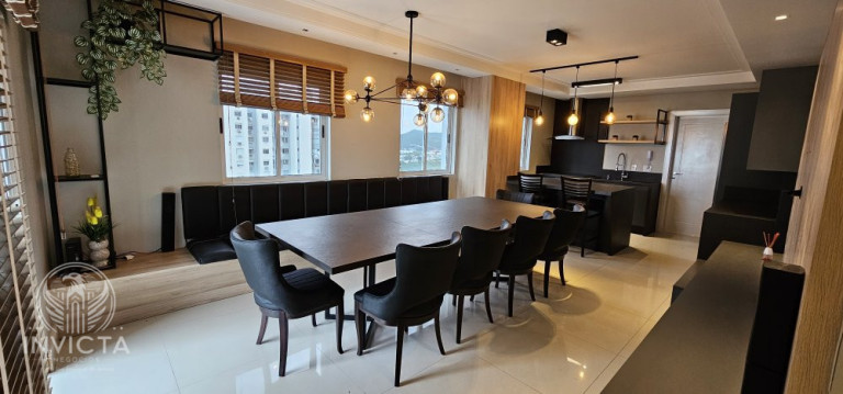 Imagem Cobertura com 5 Quartos à Venda, 261 m² em Barra Sul - Balneário Camboriú Imagem Cobertura com 5 Quartos à Venda, 261 m² em Barra Sul - Balneário Camboriú