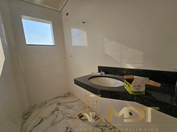 Imagem Imóvel com 2 Quartos à Venda, 100 m² em Rio Branco - Belo Horizonte Imagem Imóvel com 2 Quartos à Venda, 100 m² em Rio Branco - Belo Horizonte