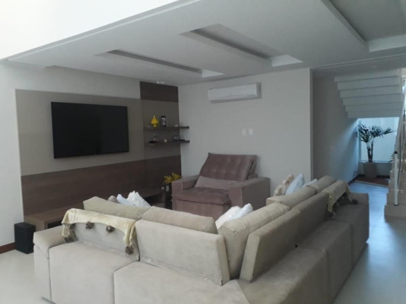 Imagem Casa com 4 Quartos à Venda, 344 m² em Pimenteiras - Teresópolis Imagem Casa com 4 Quartos à Venda, 344 m² em Pimenteiras - Teresópolis