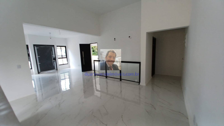 Imagem Casa com 4 Quartos à Venda, 240 m² em Jardim Atalaia - Cotia Imagem Casa com 4 Quartos à Venda, 240 m² em Jardim Atalaia - Cotia
