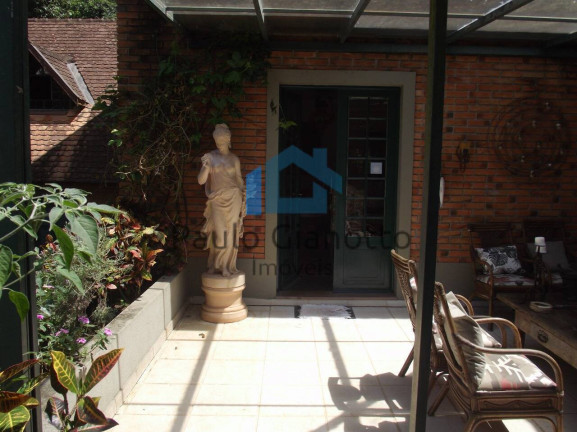 Imagem Casa de Condomínio com 10 Quartos à Venda, 875 m² em Jardim Itatiaia - Embu Das Artes