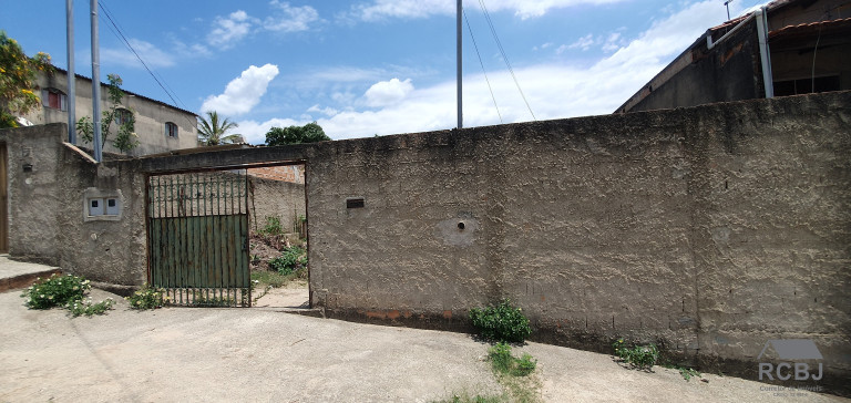 Imagem Casa com 4 Quartos à Venda, em Novo Retiro - Esmeraldas Imagem Casa com 4 Quartos à Venda, em Novo Retiro - Esmeraldas