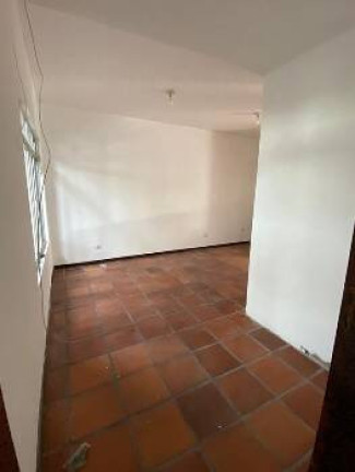 Imagem Sobrado com 3 Quartos à Venda, 210 m² em 29 De Julho - Paranaguá