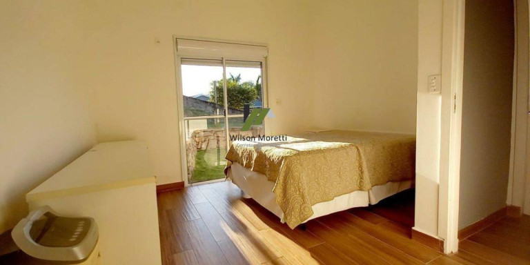Imagem Casa de Condomínio com 3 Quartos à Venda, 262 m²