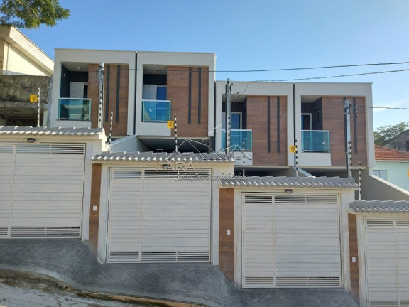 Sobrado com 3 Quartos à Venda,  em Penha