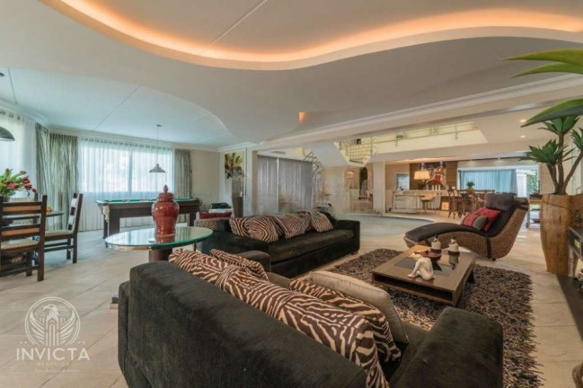 Imagem Casa com 4 Quartos à Venda, 447 m² em Praia Do Estaleiro - Balneário Camboriú Imagem Casa com 4 Quartos à Venda, 447 m² em Praia Do Estaleiro - Balneário Camboriú