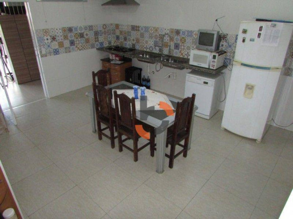 Imagem Casa com 4 Quartos à Venda, 390 m² em Califórnia - Nova Iguaçu