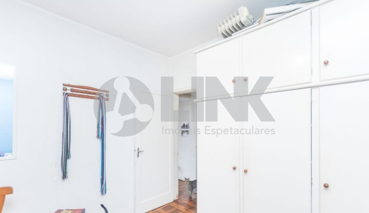 Imagem Apartamento com 3 Quartos à Venda, 123 m² em Petrópolis - Porto Alegre Imagem Apartamento com 3 Quartos à Venda, 123 m² em Petrópolis - Porto Alegre