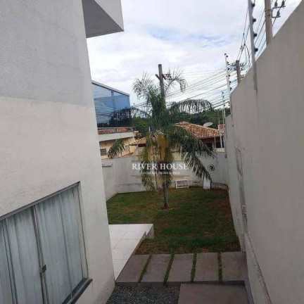 Imagem Sobrado com 3 Quartos à Venda, 250 m² em Village Flamboyant - Cuiabá Imagem Sobrado com 3 Quartos à Venda, 250 m² em Village Flamboyant - Cuiabá