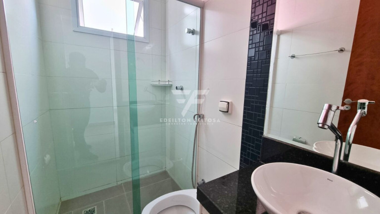 Imagem Apartamento com 2 Quartos à Venda, 70 m² em Santa Mônica - Uberlândia
